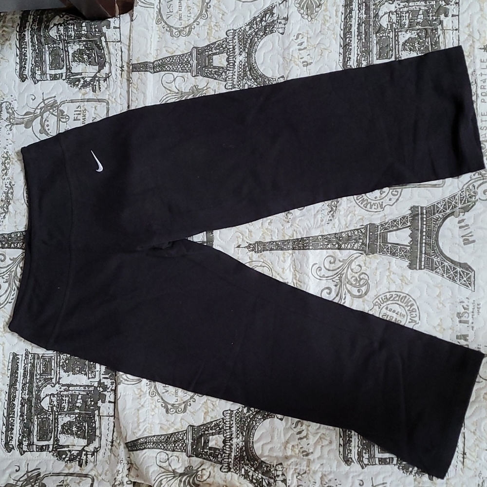 Nike capris